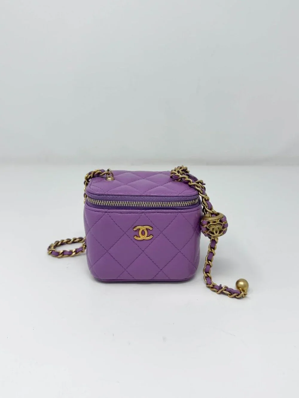 CHANEL this lambskin